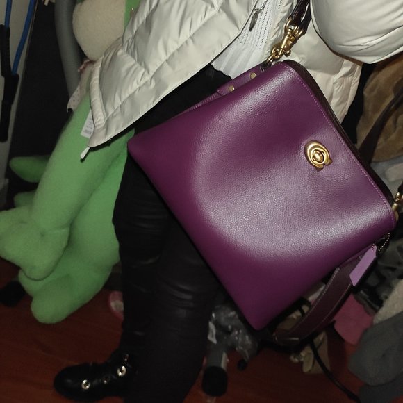 Coach Willow Bucket Bag Deep Berry Leather - Picture 11 of 16